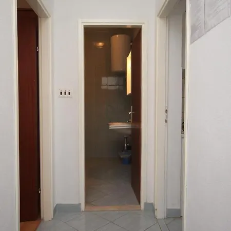 公寓 By The Sea Petrcane, Zadar - 6269 *