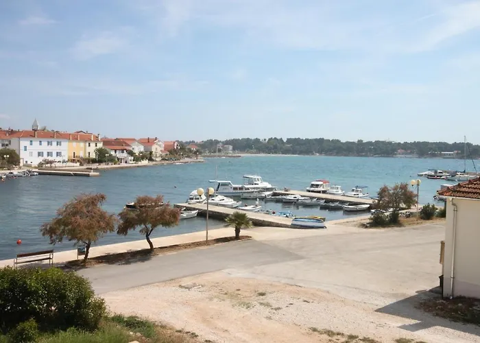 Апартаменты By The Sea Petrcane, Zadar - 6269